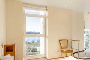 Lichterfüllte Villa mit traumhaftem Seeblick – Stormarn (Kreis) – Vorschaubild 13