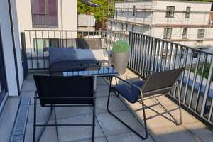 Stellingen erleben: Helle Penthouse-2-Zimmer-Wohnung mit 59 m² – Stellinger Steindamm 23a, 22527 Stellingen, Hamburg – Vorschaubild 9