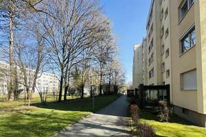 Hochparterre Wohnen im Grünen - Parkstadt Solln – Die vollständige Adresse der Immobilie erhältst du vom Anbieter., 81477 Solln, München – Vorschaubild 5