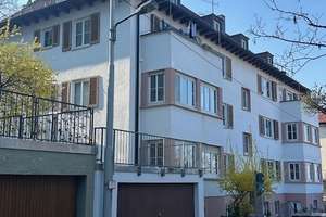 Urbanes Leben trifft idyllischen Rückzugsort mit nachhaltiger Rendite - gepflegtes 8 Familienhaus – Die vollständige Adresse der Immobilie erhältst du vom Anbieter., 70184 Dobel, Stuttgart – Vorschaubild 2