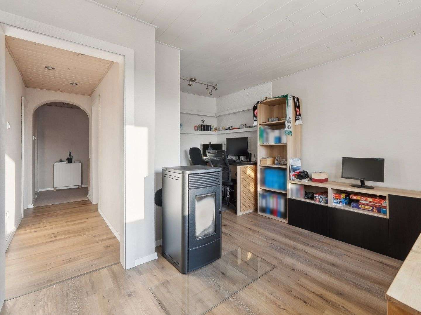 Immobilie in Waldbüttelbrunn - Gepflegtes Zweifamilienhaus in Waldbüttelbrunn - Bild 0