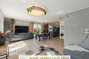 Moderne Doppelhaushälfte mit Salzwasserpool & West-Garten – exklusives Wohnen bei Unterschleißheim – Die vollständige Adresse der Immobilie erhältst du vom Anbieter., 85716 Unterschleißheim – Vorschaubild 3