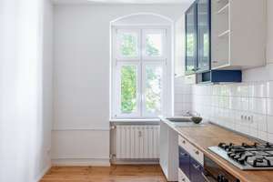 Hier pulsiert das Vergnügen: 3-Zimmer-Altbauwohnung im Weserkiez – Die vollständige Adresse der Immobilie erhältst du vom Anbieter., 12045 Neukölln (Ortsteil), Berlin – Vorschaubild 4