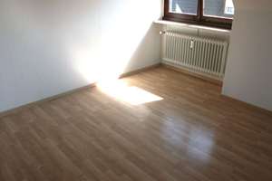 Helle, kleine 4,5-Zi DG-Whg. incl. Garage - provisionsfrei – Rohrer Straße 1, 70567 Möhringen-Süd, Stuttgart – Vorschaubild 7