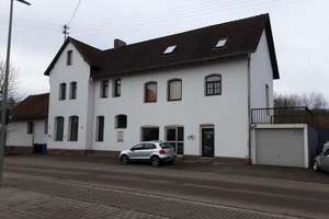 Gepflegtes,tolles Mehrgenerationenhaus mit vielen Gestaltungsmöglichkeiten  in Schmelz-Primsweiler z – Die vollständige Adresse der Immobilie erhältst du vom Anbieter., 66839 Schmelz – Vorschaubild 2