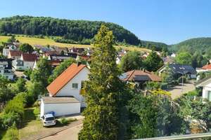 Sofort bezugsfreies, gepflegtes Einfamilienhaus mit Einliegerwohnung in Pfeffingen – Im Eyachtal 12, 72459 Albstadt – Vorschaubild 3