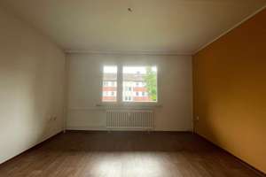 Beliebte Eigentumswohnung mit Loggia in Kiel-Projensdorf! – Charles-Roß-Ring 66, 24106 Wik, Kiel – Vorschaubild 15