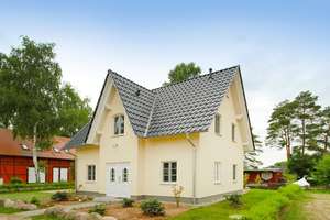 Urlaub, Natur & Rendite – Ihr eigenes Ferienhaus mit Wohlfühlfaktor wartet auf Sie ! – Die vollständige Adresse der Immobilie erhältst du vom Anbieter., 17213 Göhren-Lebbin – Vorschaubild 1