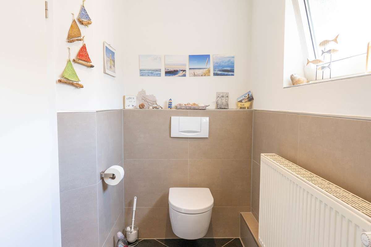 Immobilie in Friedelsheim - Vielseitiges 1-2-Familienhaus mit Halle, Hof und Garten in Friedelsheim! - Bild 1