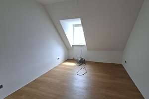 Erstbezug nach Top-Sanierung: 4 Zimmer in bester Maschsee-Lage – Heinrich-Kümmel-Straße 8, 30169 Südstadt, Hannover – Vorschaubild 4
