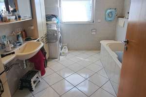 ++ Charmante 3-Zi.-Dachgeschosswohnung mit 2 Balkonen, Garage, 6-FH - zentral & ruhig Lage ++ – Friedrichstr. 81a, 76456 Kuppenheim – Vorschaubild 11