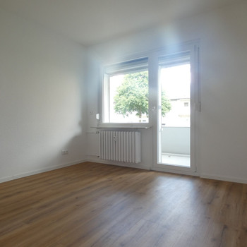 Auf'm Bruch - charmante 2 Zimmer-Wohnung mit Balkon!  Erstbezug nach Sanierung!