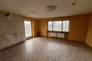 Sehr großzügiges Wohnhaus in ruhiger Lage mit viel Aussicht – Die vollständige Adresse der Immobilie erhältst du vom Anbieter., 97999 Igersheim – Vorschaubild 17