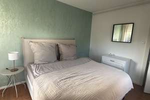 Exklusive, vollmöblierte Altbauwohnung mit Terrasse, Kamin & Parkplatz in Tostedt