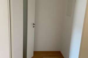 BOCKENHEIM - schön sanierte 2-ZW mit EBK, Parkett und Balkon – 60487 Bockenheim, Frankfurt am Main – Vorschaubild 8