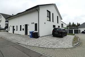Neuwertige Doppelhaushälfte mit Terrasse, & Photovoltaik in schöner Lage von Rheinfelden-Karsau – Die vollständige Adresse der Immobilie erhältst du vom Anbieter., 79618 Rheinfelden (Baden) – Vorschaubild 3