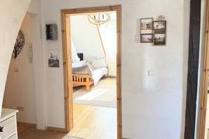 Ganz oben, ganz Ihres: Gemütliche DG-Altbauwohnung mit 2 Ebenen & Loggia-Potenzial in Sandhofen – 68307 Sandhofen, Mannheim – Vorschaubild 4