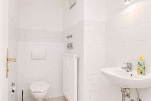 Provisionsfrei! 4 Zimmer, Balkon & TG-Stellplatz  – Ihr neues Zuhause für die ganze Familie – Lehderstraße 66A, 13086 Weißensee, Berlin – Vorschaubild 10