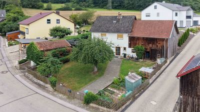 Ehemaliges Bauernhaus mit Scheune in Dietfurt