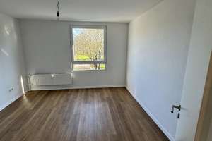 Moderne 3-Zimmer-Wohnung mit Balkon! – Spinozastr. 18, 45279 Freisenbruch, Essen – Vorschaubild 1