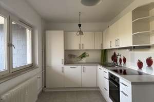 Helle 2-Zi Wohnung im 3. OG mit Aufzug und Balkon  – Florastr. 16, 42107 Uellendahl-Katernberg, Wuppertal – Vorschaubild 4