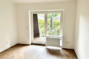 Gepflegtes Stadthaus in bevorzugter Lage in den Elbvororten und direkter Nähe zur ISH – Die vollständige Adresse der Immobilie erhältst du vom Anbieter., 22609 Osdorf, Hamburg – Vorschaubild 8