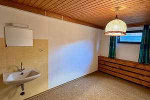 Einfamilienhaus mit großem Grundstück, Doppelgarage u. viel Potential in Top-Lage! – Die vollständige Adresse der Immobilie erhältst du vom Anbieter., 74172 Neckarsulm – Vorschaubild 17