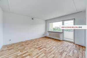 IMMOBERLIN.DE - Gepflegte Wohnung mit Westloggia & Tiefgaragenplatz in Ruhelage – Die vollständige Adresse der Immobilie erhältst du vom Anbieter., 13591 Staaken, Berlin – Vorschaubild 1