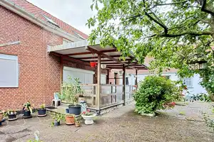 * Ehemaliges Hotel plus Wohnhaus * TOP Lage * Großes Grundstück * 18 Zimmer mit Bad * 4 Wohnungen * – Leer (Kreis) – Vorschaubild 11