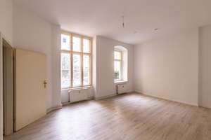Schöne Erdgeschosswohnung mit Garten