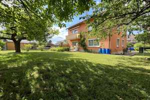 Zweifamilienhaus mit großem Garten und zwei Garagen – Tübingen (Kreis) – Vorschaubild 5