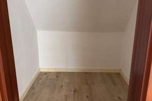 Neugraben-Fischbek: Helle 2-Zimmer-Dachgeschosswohnung mit Balkon – Die vollständige Adresse der Immobilie erhältst du vom Anbieter., 21149 Neugraben-Fischbek, Hamburg – Vorschaubild 11