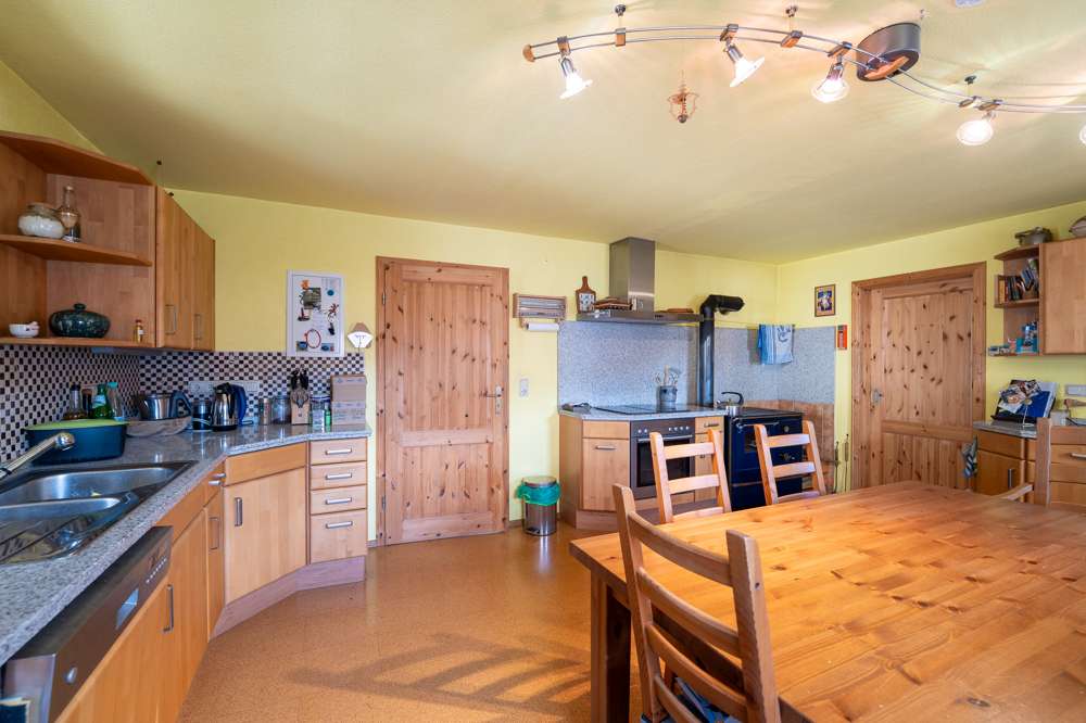 Immobilie in Weisel - *** Charme, Wärme und jede Menge Möglichkeiten*** - Bild 1