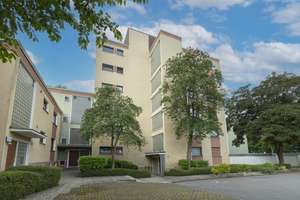 Helle, frisch renovierte 3-Zimmer Wohnung in schöner Lage + Gemeinschaftsschwimmbad – Prinz-Regent-Str. 79b, 44795 Weitmar-Mark, Bochum – Vorschaubild 11