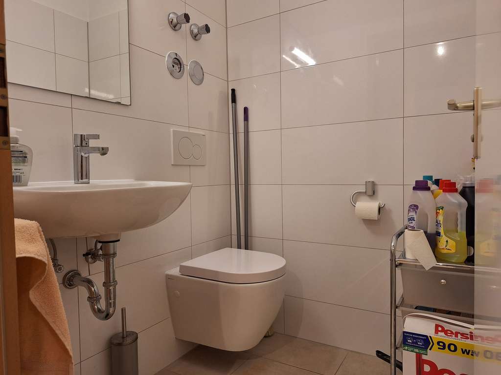 Immobilie in Poing - Vermietete und ruhig gelegene Galeriewohnung - attraktive Chance für die Zukunft - Bild 2