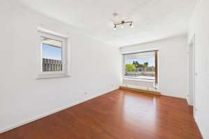 Erbpacht: Penthouse mit außergewöhnlicher Dachterrasse, Kamin und Pkw‑Stellplatz in D-Hassels – 40599 Hassels, Düsseldorf – Vorschaubild 19
