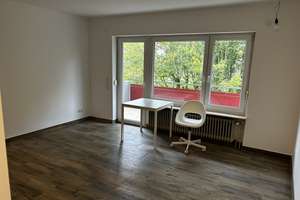  Praktische  1-Zimmer-Wohnung mit Balkon in Saarbrücken