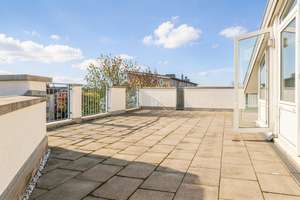PROVISIONSFREI: Bezugsfreie 2-Zi-Maisonette mit 47m² Dachterrasse – Eigennutzung oder Top-Investment – Die vollständige Adresse der Immobilie erhältst du vom Anbieter., 80997 Allach, München – Vorschaubild 2