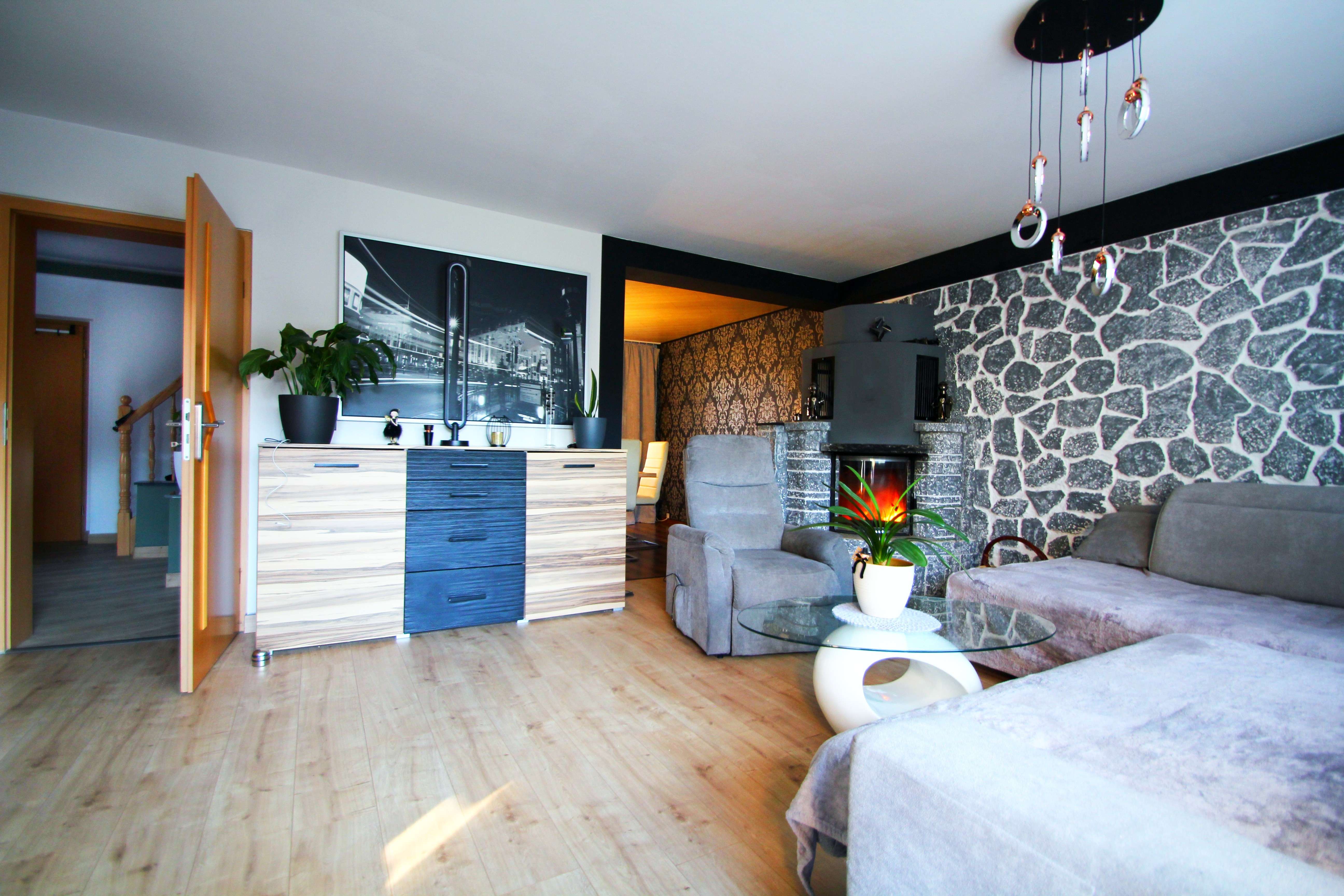 Immobilie in St. Egidien - +++ Hoch oben auf dem Berg....... +++ - Bild 0