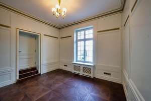 Stilvolle Etagenwohnung in denkmalgeschützter Fabrikantenvilla – Wohnen mit Charakter – Die vollständige Adresse der Immobilie erhältst du vom Anbieter., 42389 Langerfeld-Beyenburg, Wuppertal – Vorschaubild 4