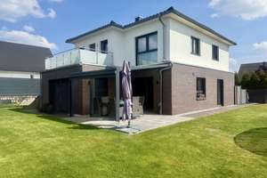 Exklusives Einfamilienhaus mit 5 Zimmern, moderner Küche, Solar, Kamin u.v.m. – Die vollständige Adresse der Immobilie erhältst du vom Anbieter., 38524 Sassenburg – Vorschaubild 3