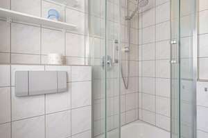 Ankommen, wohlfühlen, gestalten: Charmante 3-Zimmer-Wohnung mit Südbalkon und TG-Stellplatz – 70619 Riedenberg, Stuttgart – Vorschaubild 10