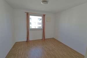 Lichtdurchflutete 4-Zimmer-Wohnung mit praktischem Grundriss & West-Balkon -  sofort verfügbar – Die vollständige Adresse der Immobilie erhältst du vom Anbieter., 81829 Messestadt Riem, München – Vorschaubild 20