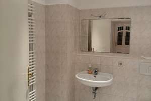 Property thumbnail 9