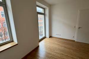 Sonnige 2-Zimmer Wohnung im 2. OG mit Balkon in Chemnitz-Sonnenberg – Pestalozzidtraße 19, 9130 Sonnenberg, Chemnitz – Vorschaubild 2