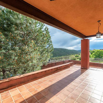 Freistehendes Chalet mit Pool