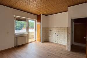 Frisch gestrichenen 2 ZKB Wohnung mit Balkon am Torhaus zu mieten – Die vollständige Adresse der Immobilie erhältst du vom Anbieter., 66115 St. Johann, Saarbrücken – Vorschaubild 5