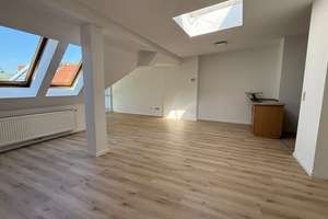 Charmante lichtdurchflutete 3-Zimmer Dachgeschosswohnung in Berlin-Tempelhof – Blumenthalstr. 5, 12103 Tempelhof, Berlin – Vorschaubild 5