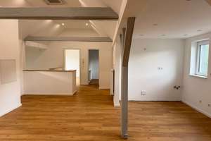 Erstbezug - 3-Zimmer-Wohnung mit Loggia und Klimaanlage