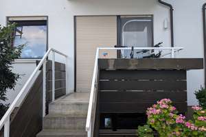 2ZiGartenwohnung, Terrasse, Balkon, Garage, Keller, EBK  – Am Ährenfeld 3, 81375 Neuhadern, München – Vorschaubild 2